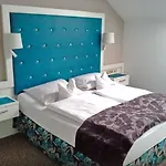 Hotel Am Kofel - Gesundheitszentrum Oberammergau 3*